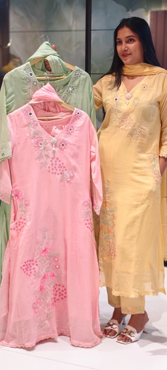 Pastel Shade Aline With Side Cut and Pockets Full Suit Set-13962