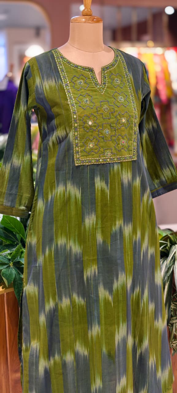 Ikkat Inspired Summer Wear Cotton Kurta Pant Set With Mirror Touch In Yoke RB111-14032