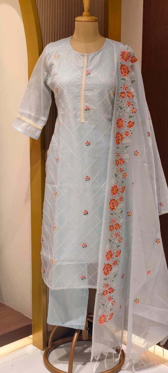 Intricate Floral Fine Embroidery Zig-Zag Thread Work Jute Cotton Full Suit Set With Dupatta-13574 RB140