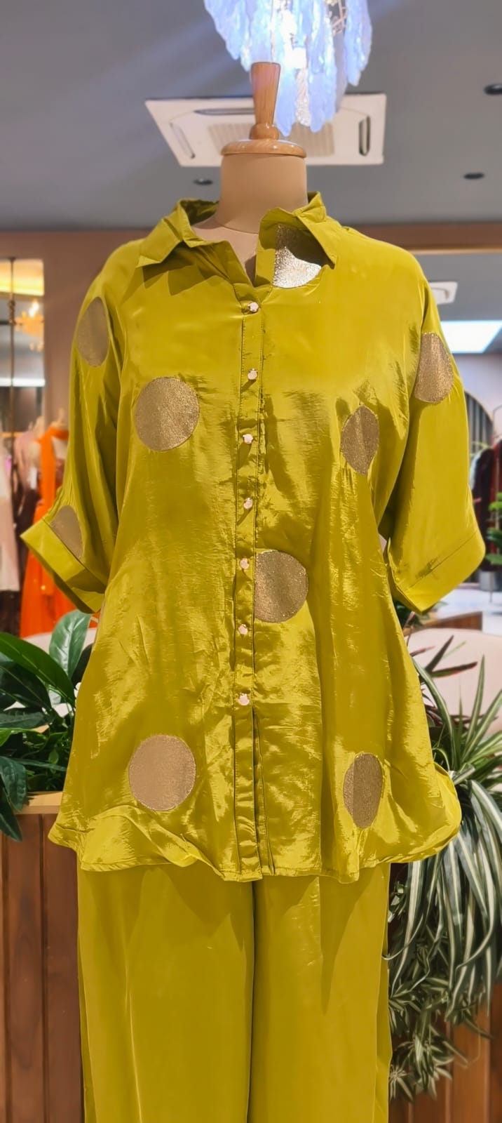 Rounded Golden Patch Premium Crepe Solid Over Sized Look Co-Ord Set- 14119 RB111