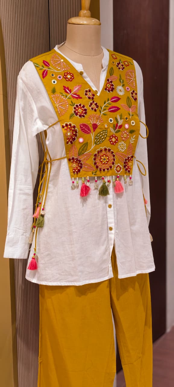 Boho Shell Tasseled Floral Embroidery Unqiue Kind Tie-Up Co-Ord Set-13961