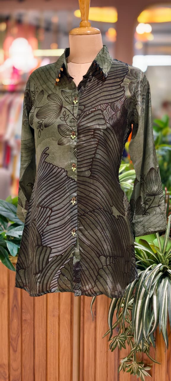 Classy Print Stunning Casual Crepe Shirt With Stylish Button & Coin Tassel-14381,87,82 RB244
