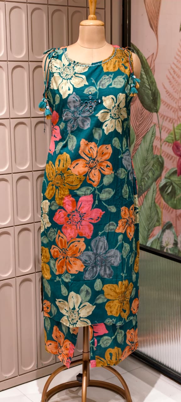 Hand-Block Paisley & Floral Burst Sleeveless Cotton Kurta Pant Set with Tassel Accents- 14503 RB287