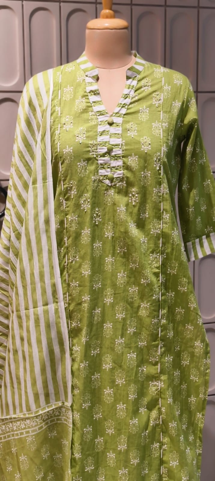 Elegant Handloom Cotton Striped Bottom & Dupatta With Floral Printed Full Suit-14504 RB294