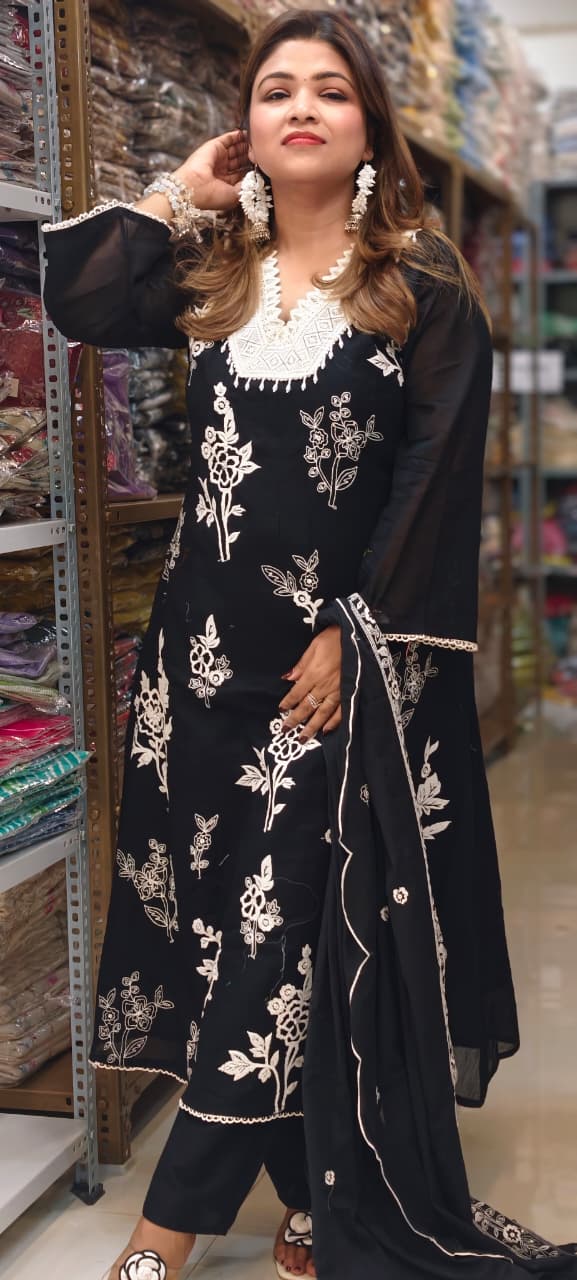 Crosia Pearl Tasseled Neckline Fine Floral Embroidery A-Line Mul Cotton Full Suit Set With Dupatta- 14733 (Loose Fit) RB391