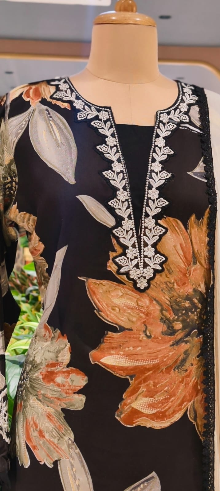 Pure Pakistani Look Floral Embroidery With Cut-Work Tassel Bold German Rayon Full Suit Set With Dupatta- 14674 RB386