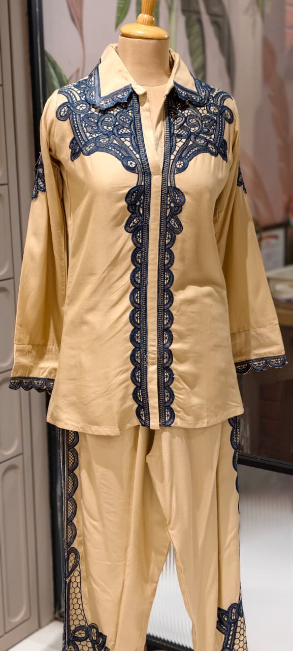 Lace Trimmed Touch Bold Look Casual Wear Co-Ord Set In Rayon Fabric- 14701 RB406