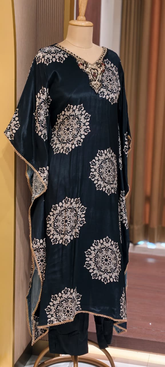 Rounded Floral Block Prints Zardosi Neckline Kaftan With Bottom In Crepe Fabric