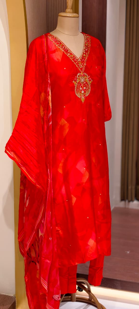 Majestic Delicate Floral Threadwork Motifs Vibrant Russian Silk Full Suit Set With Dupatta-LEAN FIT(ADVISIBLE NEXT SIZE)