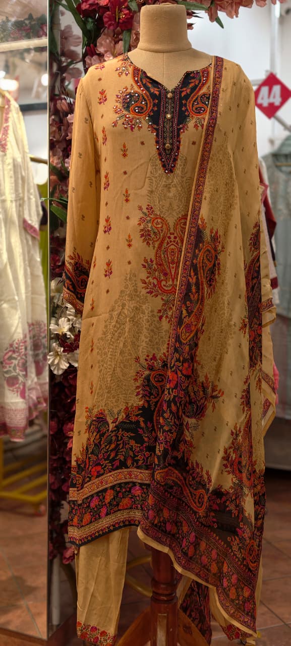 Bold Look Mossaic Floral Printed Sequin Highlights Full Suit Set With Dupatta