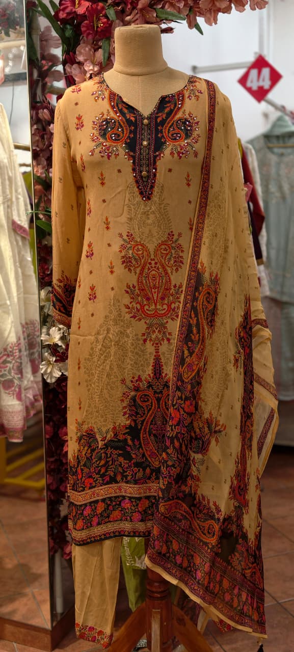 Bold Look Mossaic Floral Printed Sequin Highlights Full Suit Set With Dupatta