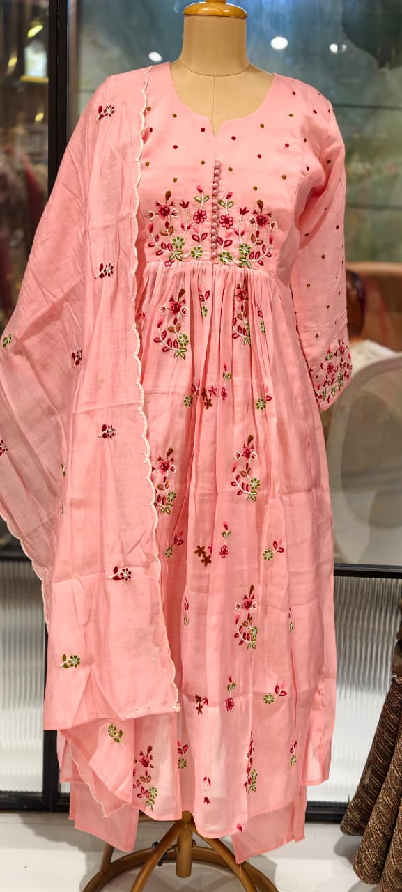Graceful Hand-Embroidered Surat Mul-Chanderi A-Line Full Suit Set with Scalloped Dupatta- 15124