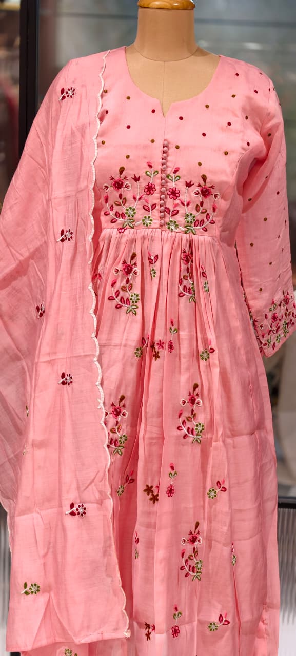 Graceful Hand-Embroidered Surat Mul-Chanderi A-Line Full Suit Set with Scalloped Dupatta- 15124