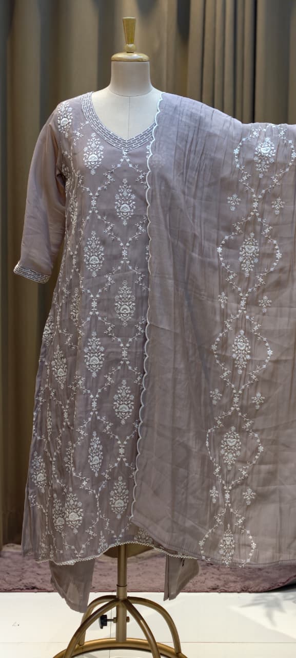 Patterned Thread Embroidery Foil Touch Neckline Surat Mul Chanderi Straight Full Suit Set With Dupatta- 15296