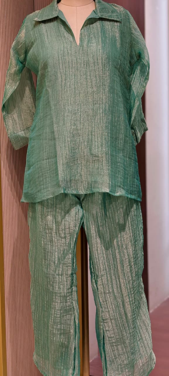 Jewel Stone Neckpiece Look Detechable Outer With Collared Kurta Pant Set In Crush Tissue Fabric- 15353