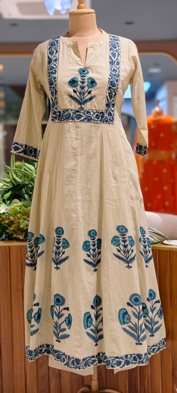 Floral Ensemble Block-Print A-Line Full Suit Set with Dupatta In Cotton Fabric- 15387