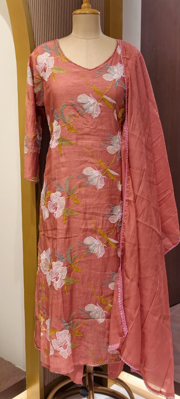 Elegant Applique Look Floral Embroidered 3-Piece Crush Surat Mul-Chanderi Full Suit Set With Dupatta- 15431