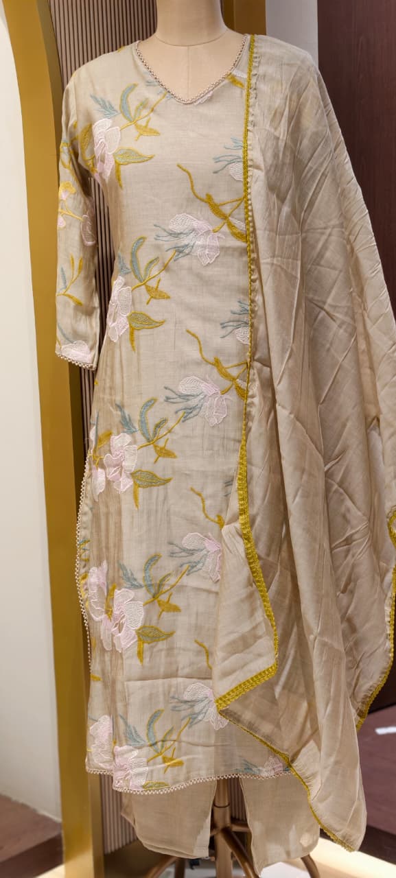 Elegant Applique Look Floral Embroidered 3-Piece Crush Surat Mul-Chanderi Full Suit Set With Dupatta- 15431