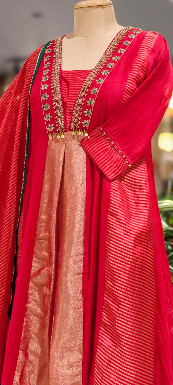 Grand Nior Tassel Accent Golden Stripes Tissue A-Line Full Suit Set With Dupatta- 15325