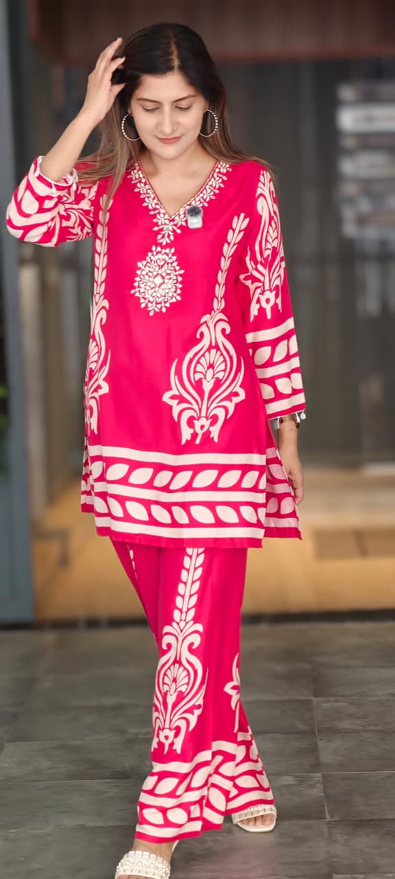 Chevron Printed Mirror Thread Embroidered Neckline Casual Wear Co-Ord Set- 15355