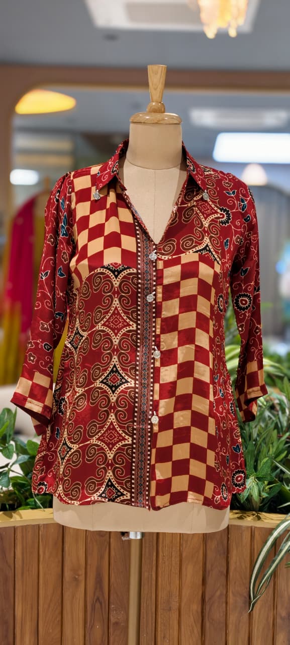 Checkerboard Rounded Print Dual Tone Crepe Shirt- 15434