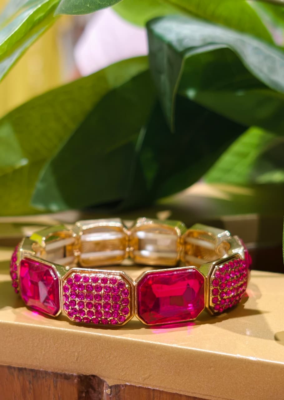Premium Multicolor Emerald Cut Crystal Stretch Bracelet – Elegant Statement Bracelet