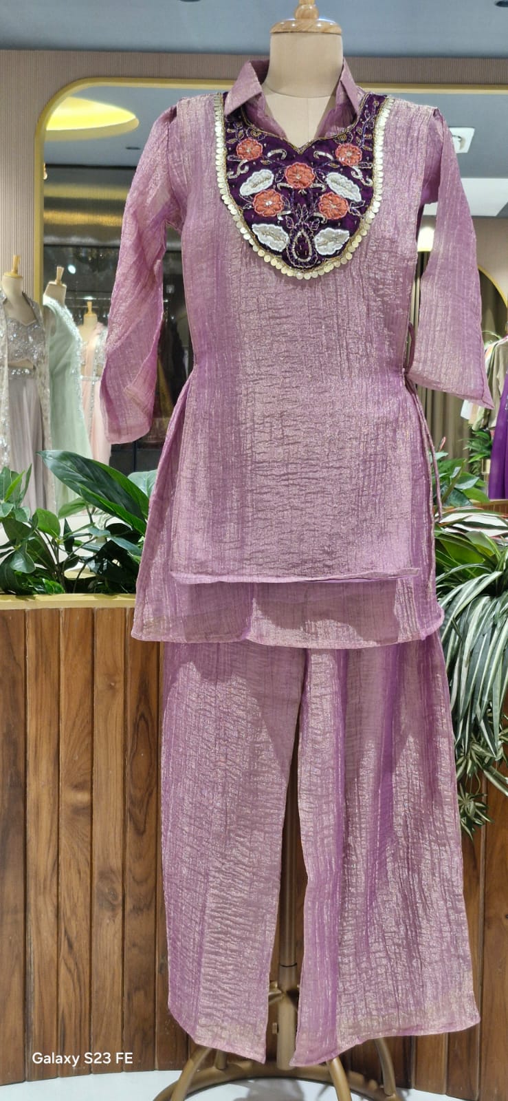 Beautiful Floral Higlights Yoke Double Layered Crush Tissue Co-Ord Set- 15514