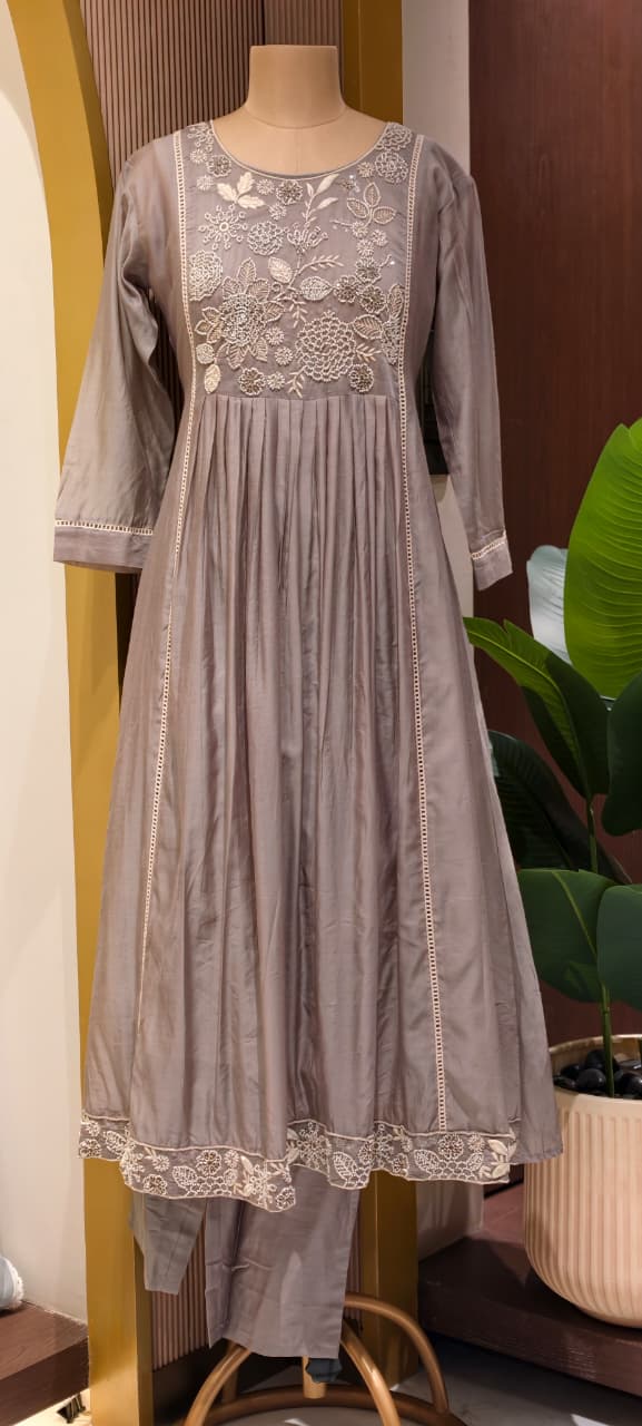 Dusty Pastel Heavy Embroidered Yoke Surat Mul-Chanderi Anarkali Full Suit set With Dupatta