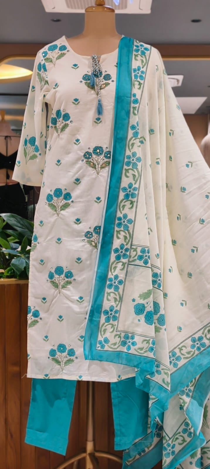 Cute Floral Motifs Watermark Look Tassel Accent Straight Cotton Full Suit Set With Dupatta- 15666