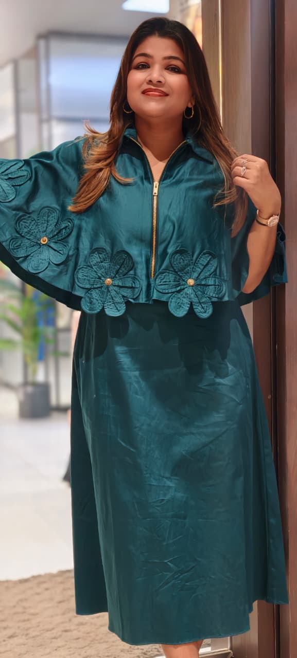 Glaze Cotton Western Style Classy Look Floral Cut-Work Stunning Chain Accent Frock- 15396