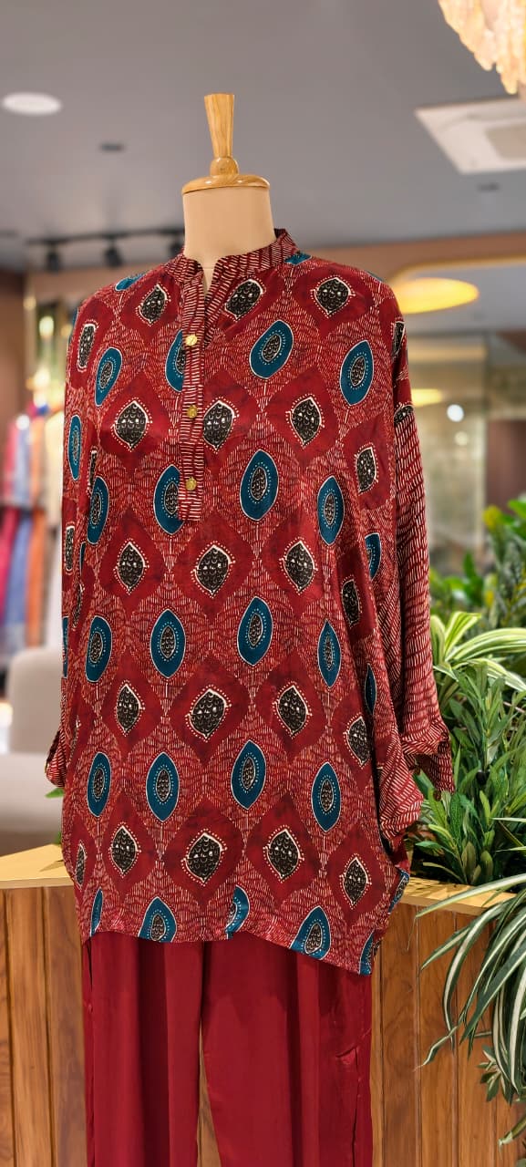 Oversized Abstract Linear Print Unqiue Look Kaftan Style Pure Crepe Co-Ord Set- 15632