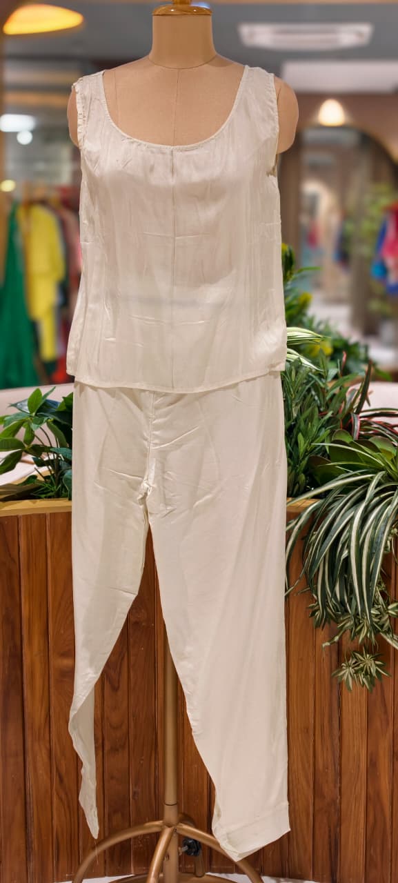 Handcrafted Neck Embroidery Royal Pastel Multicolor Panelled Kurta Pant With Inner- 15850
