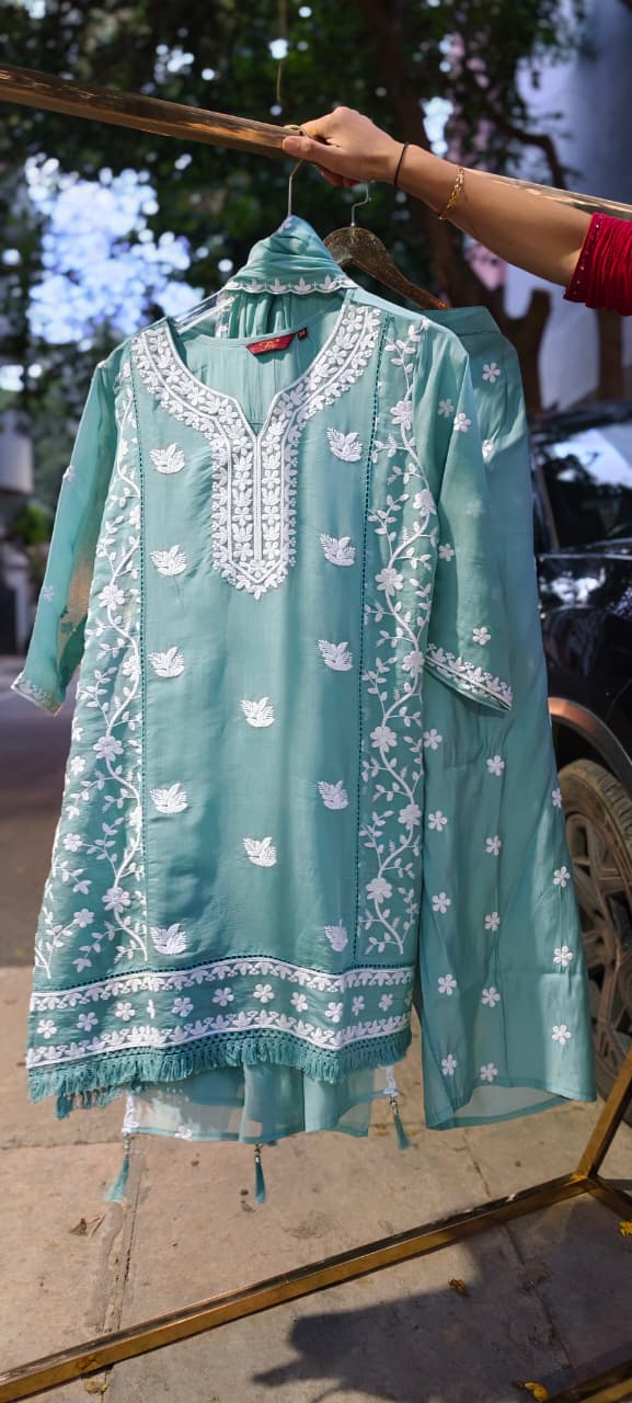 Floral Intricate Thread Embroidered Premium Surat Mul-Chanderi Straight Full Suit Set With Dupatta- 15893