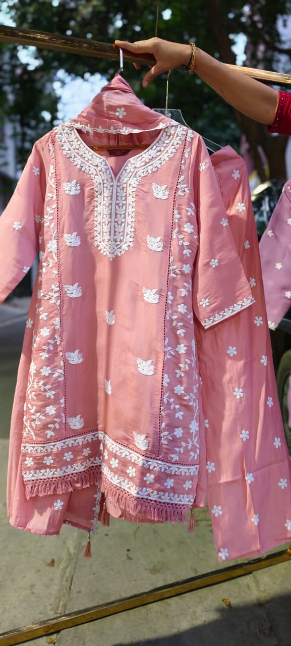 Beautiful Floral Fine Thread Embroidered Premium Surat Mul-Chanderi Full Suit Set With Dupatta- 15899