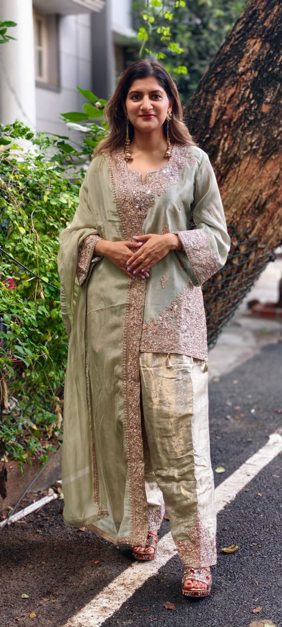 Real Mirror Fine Shimmer Intricate Embroidery Latkan Accent Kurta With Farshi Salwar & Dupatta- 16020