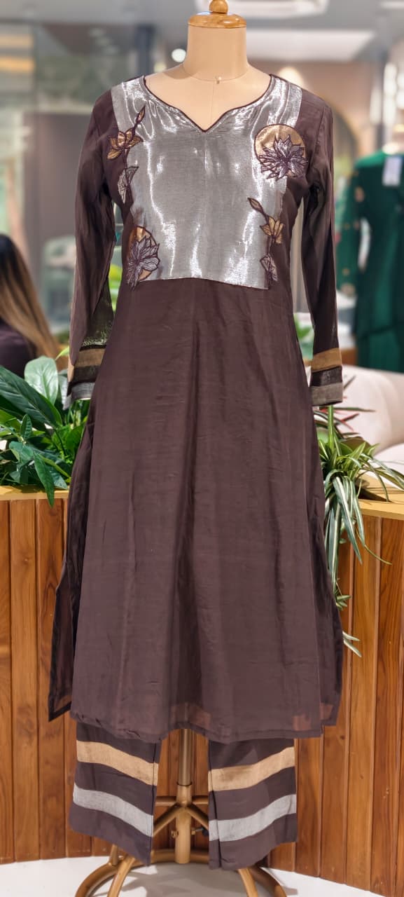 Metallic Floral Applique Yoke Coffee Pallete Banarasi Mul-Chanderi A-Line Full Suit Set With Dupatta- 15988
