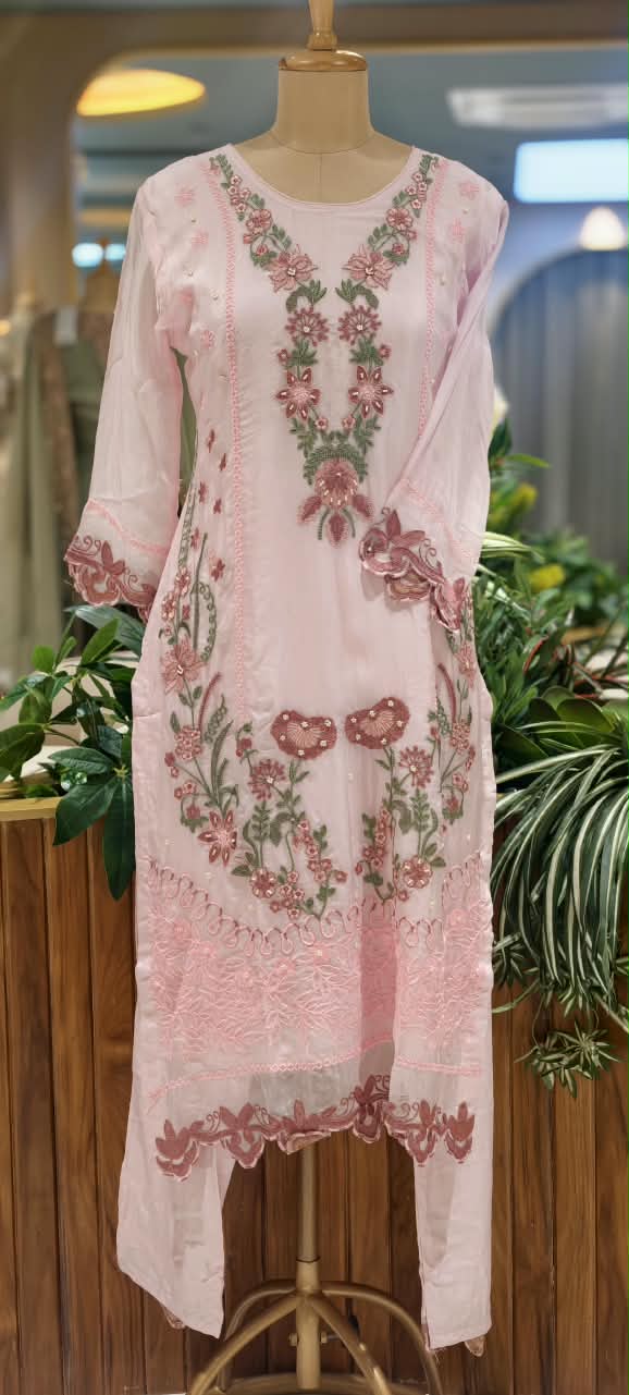 Pakistani Inspired Pattern Floral Embroidered Full Suit Set With Dupatta In Organza Fabric- 16073
