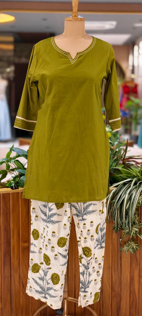 Cotton Full Suit Set With Solid Shade Short Kurta & Beautiful Floral Printed Bottom & Dupatta- 15831