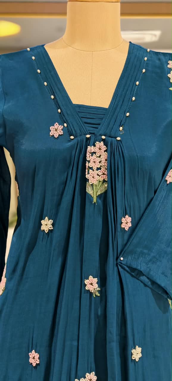 Very Suttle Cute Floral Cut-Dana Embroideries Pleated A-Line Surat Mul-Chanderi Full Suit Set With Dupatta- 16037