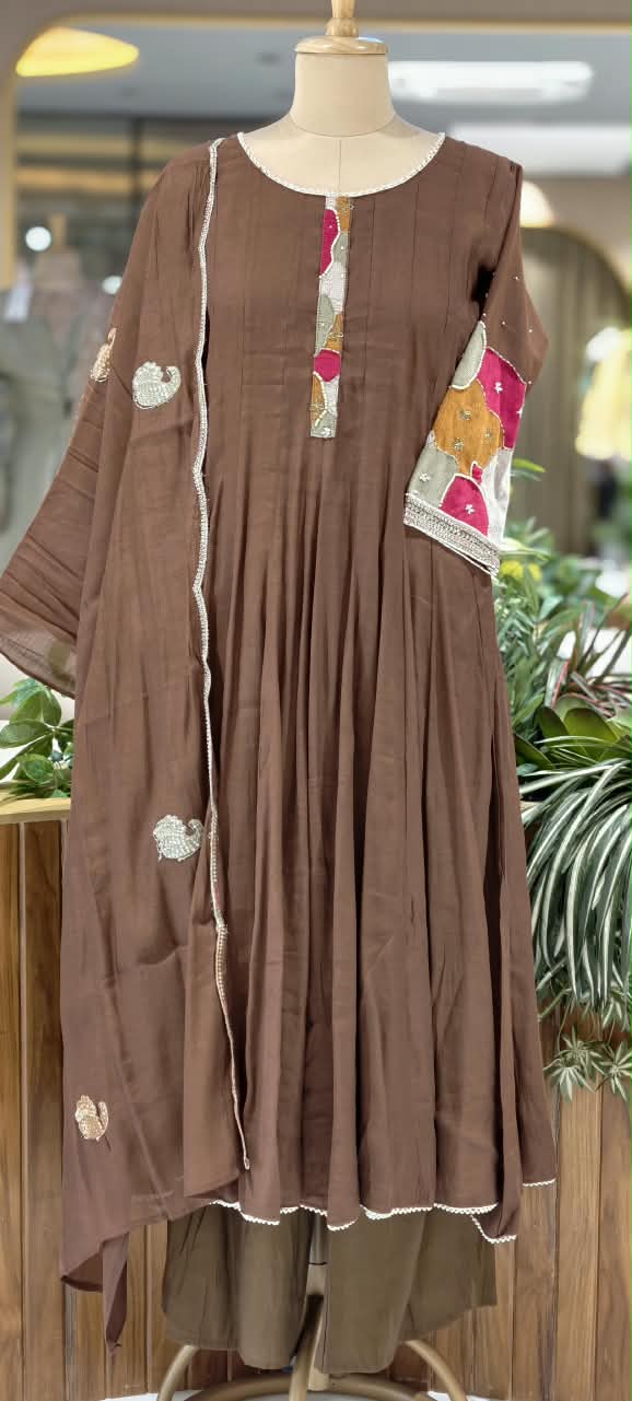 Vibrant Minimal Highlights Embroidered Banarasi Mul-Chanderi A-Line Full Suit Set With Dupatta- 16240