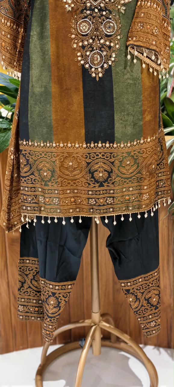 Designer Contrasted Bold Prints Heavy Latkans Elegance Russian Silk Full Suit Set With Farsi Bottom & Dupatta- 16247
