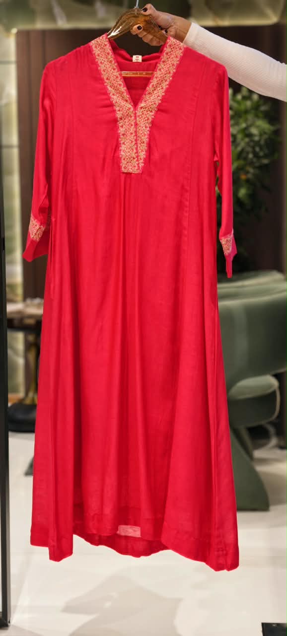 Fuschia Pink Minimal Neckline Embroidery A-Line Kurta Pant Set- 15819