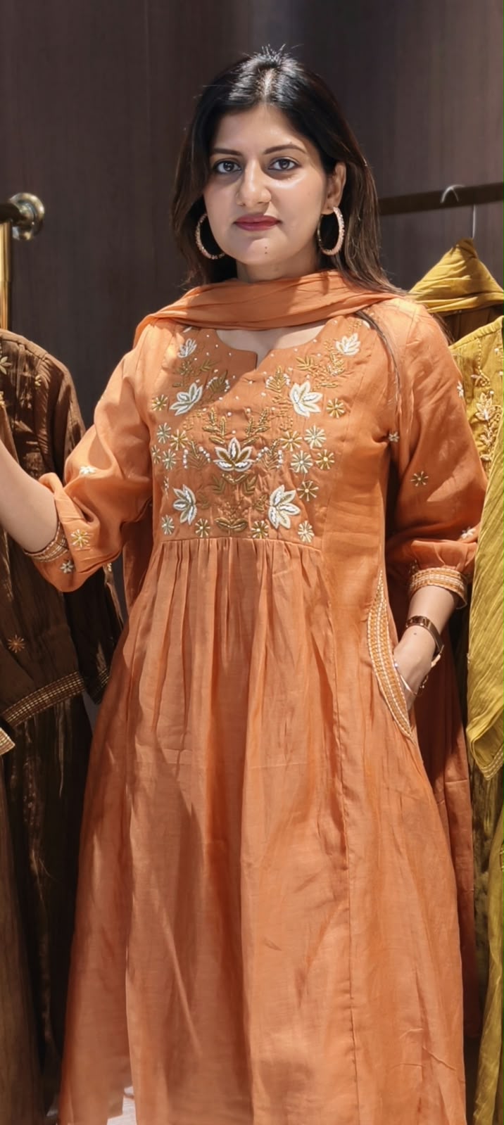 Delicate Leaf Vine Thread Embroidery Yoke Surat Mul-Chanderi A-Line Side Pockets Full Suit Set With Dupatta- 16494