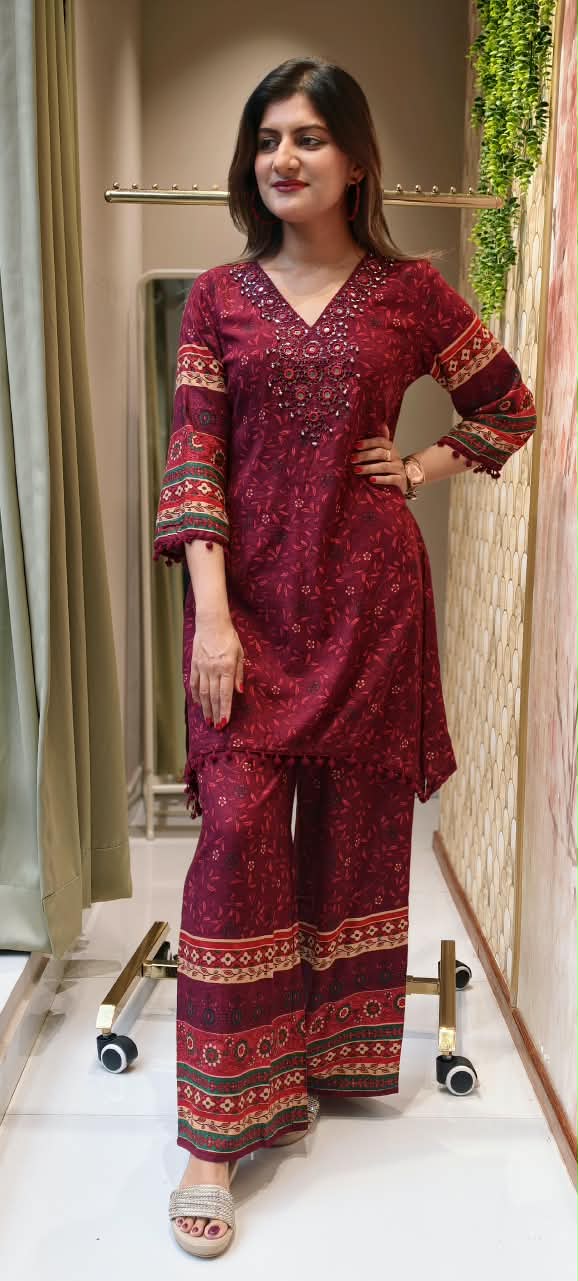 Bohmeian Real Mirror Touch Neckline Tiny Floral Printed Slub Cotton Kurta Pant Set- 16389