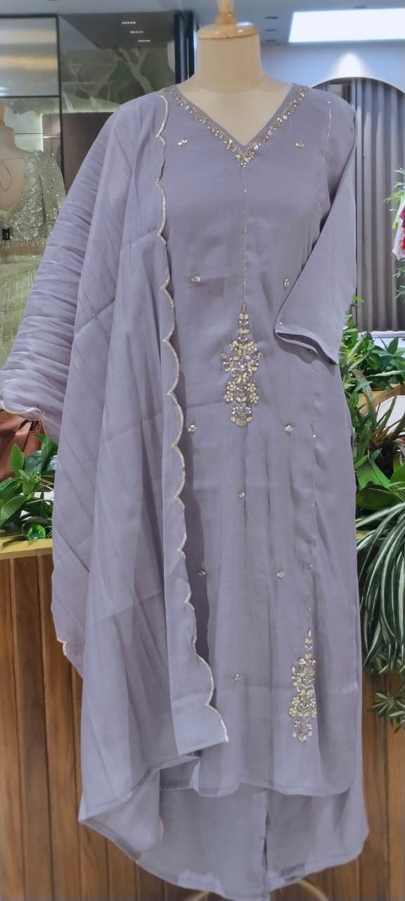 Elegant Beaded Subtle Embroidery Work Surat Mul-Chanderi Straight Full Suit Set With Dupatta- 16370