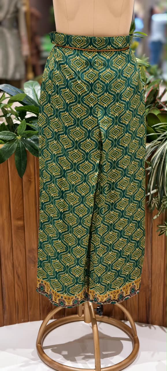 Mustard & Green Boxed Block Print Flowy Crepe Co-Ord Set- 15239