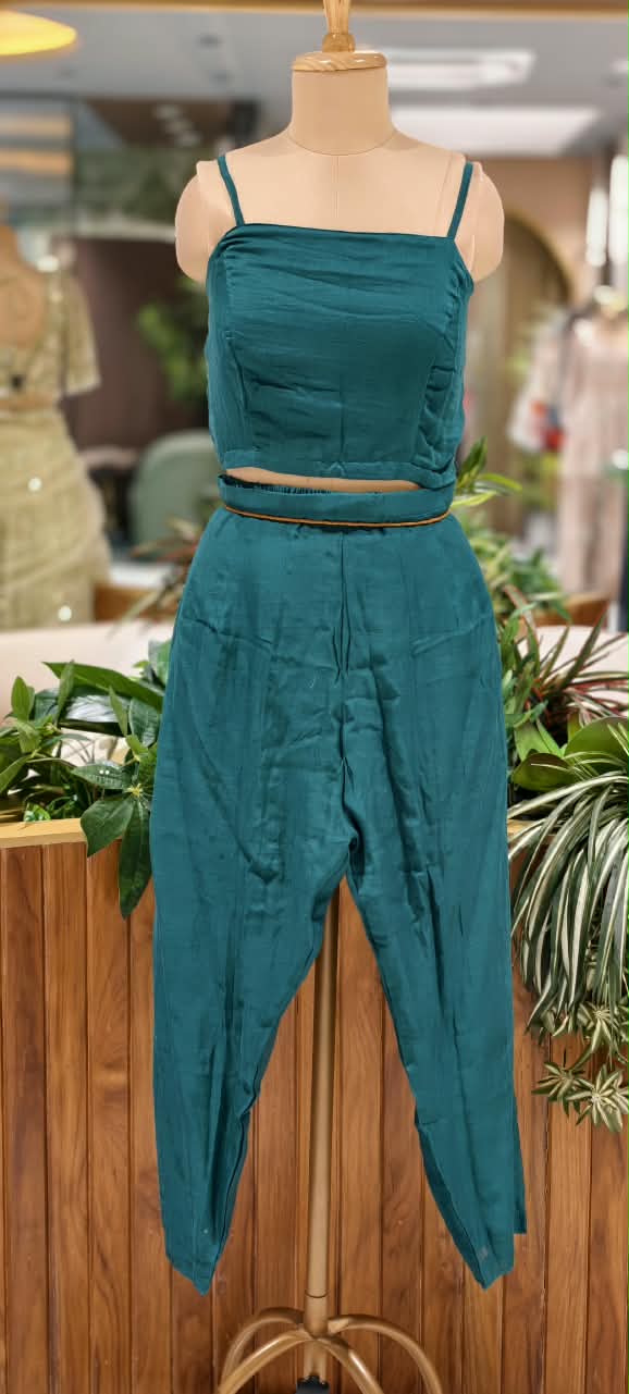 Pure Chanderi Vibrant Tone Ombre Shades Dangle Accent Matching Floral Patch Bustier With Outer Panel Gown Bottom & Dupatta - 16419