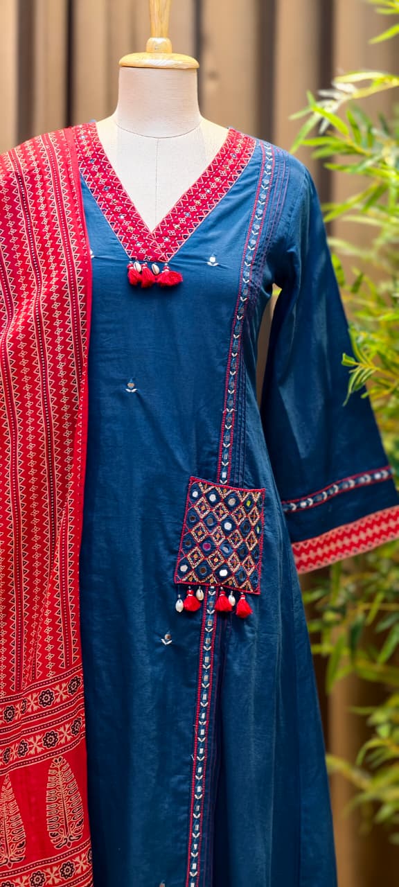 Boho Tassel Accent Pocket Style Cotton A-Line Full Suit Set With Dupatta- 15776