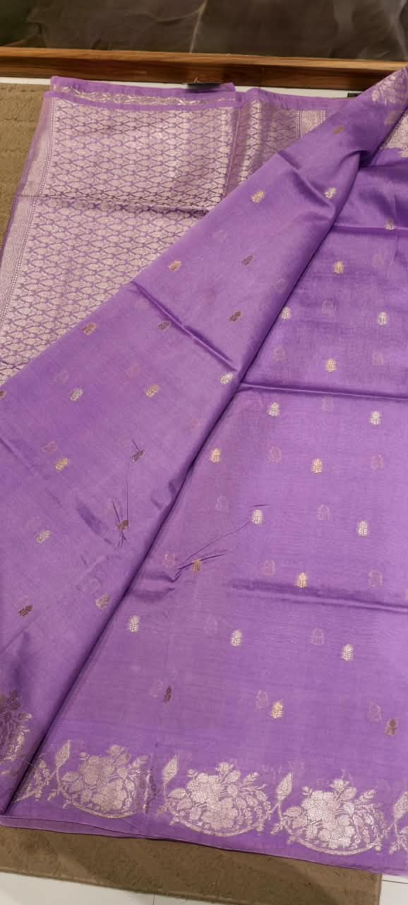 Moonga Muslin Banarasi Silk Saree with Traditional Gold Zari Brocade and Floral Bootis- 16542