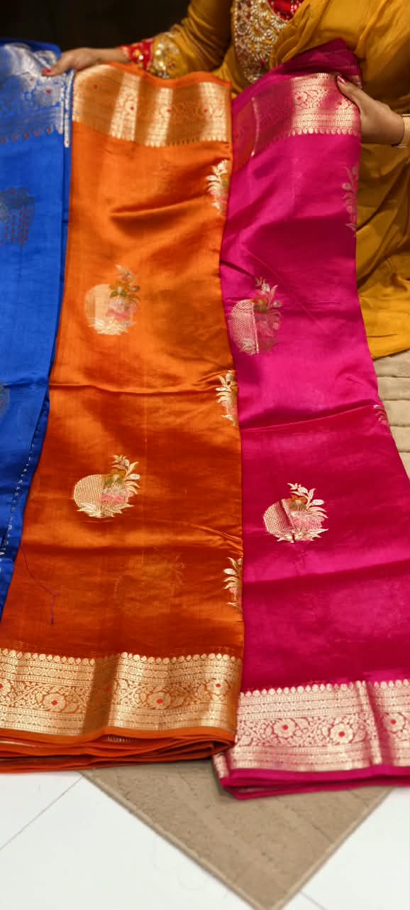 Pure Raw Silk Royal Gold Zari Floral Motifs Unstitched Vibrant Saree- 16543